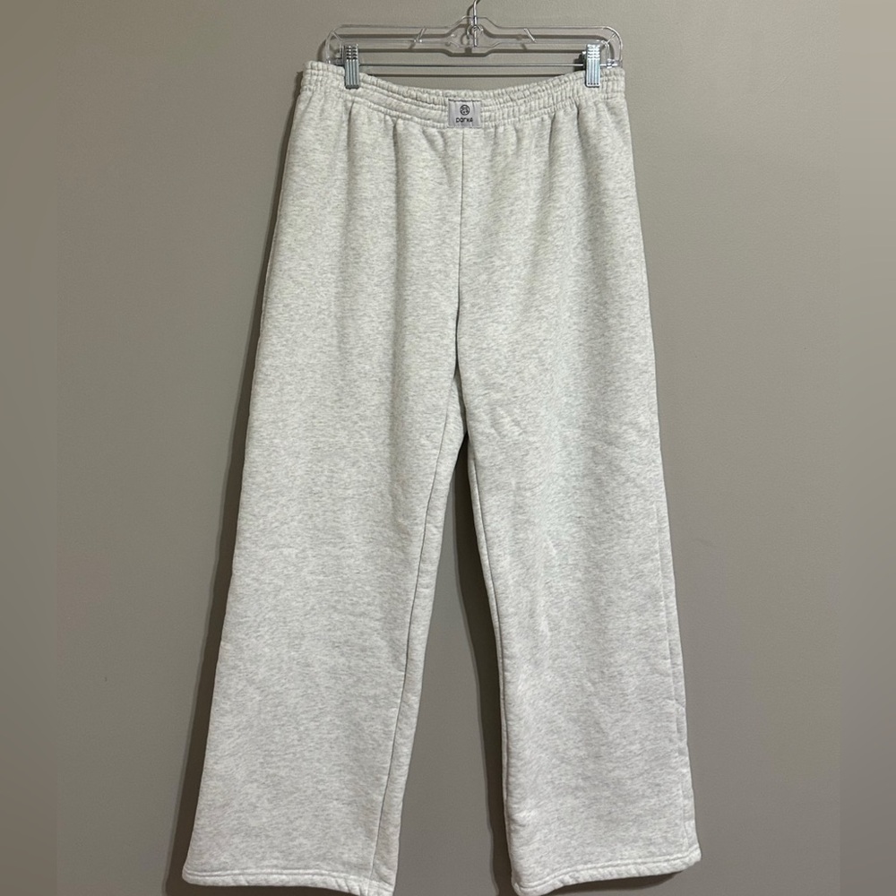 Parke Gray Sweatpants about 30 inches on waist for size reference size medium